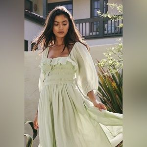 Free People Oasis midi dress size XS in color Tender Fern (very light green)